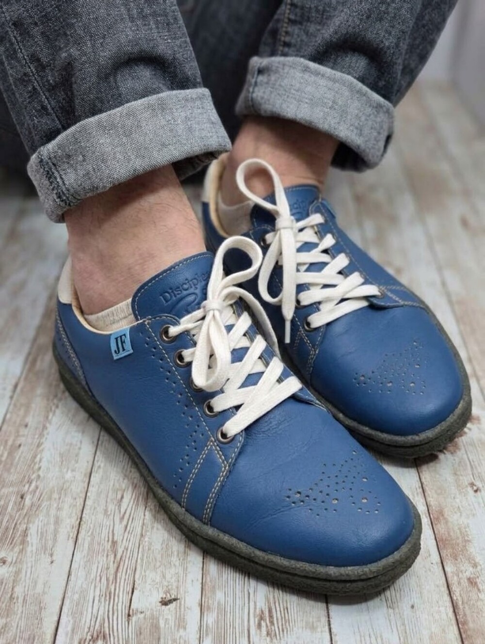 ✨ John Fluevog Disciples of Good Blue Leather Crepe Sole Shoes Size M5 ✨